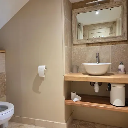 Holiday home Manoir Aux Douves - 4 Personnes - Puydufou